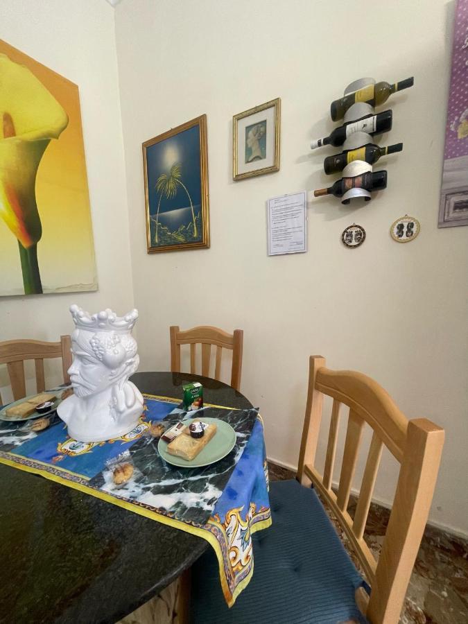 פלרמו Maya'S Apartment Close To Ballaro Market And Central Station מראה חיצוני תמונה